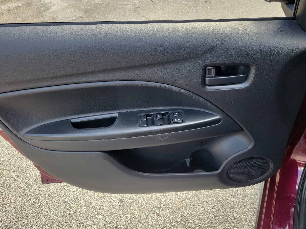 Used 2024 Mitsubishi Mirage ES FWD image 11