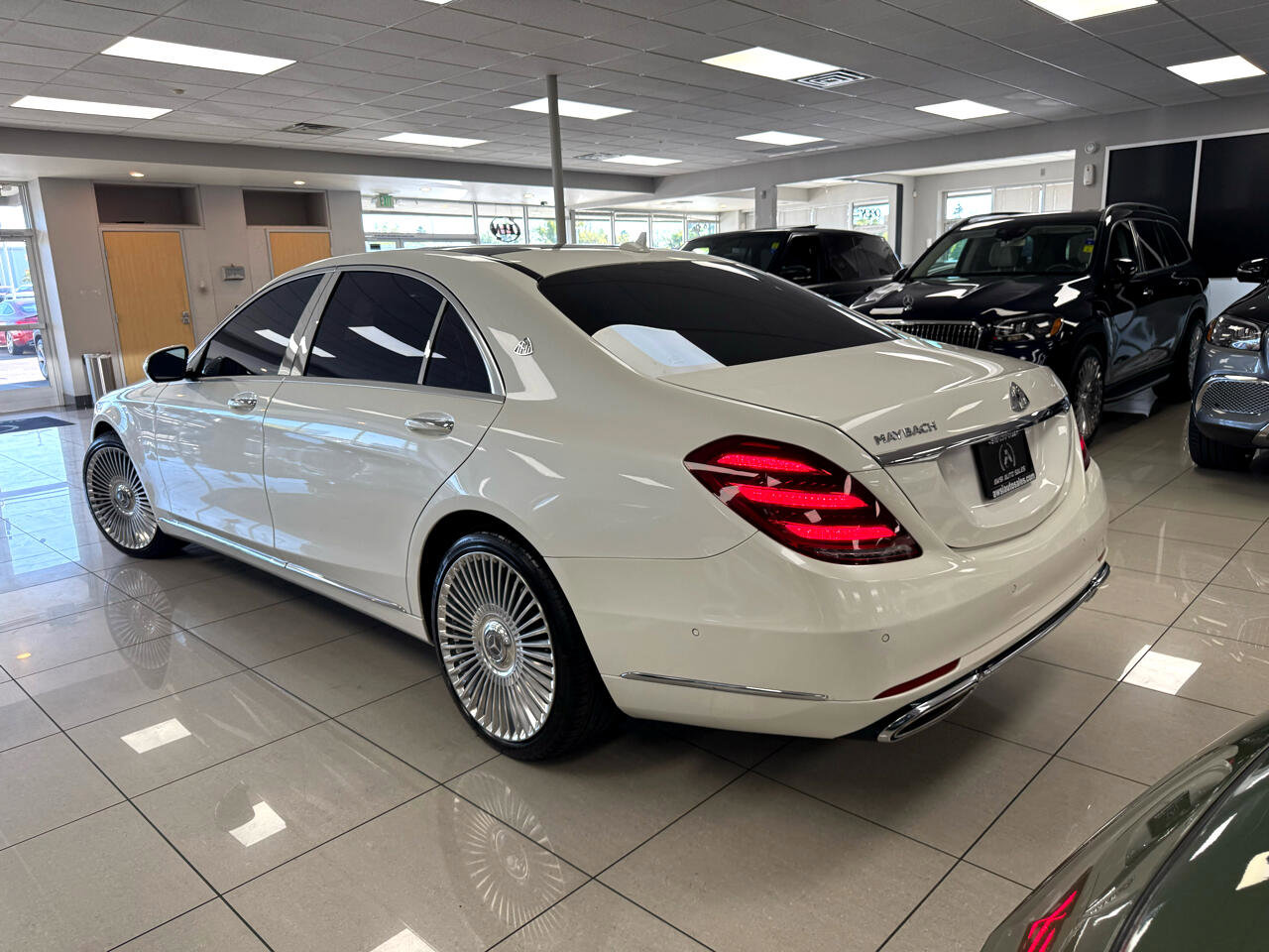 Used 2018 Mercedes-Benz S 450 Sedan image 7