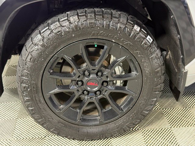 Used 2024 Toyota Sequoia Platinum AWD/4WD image 14