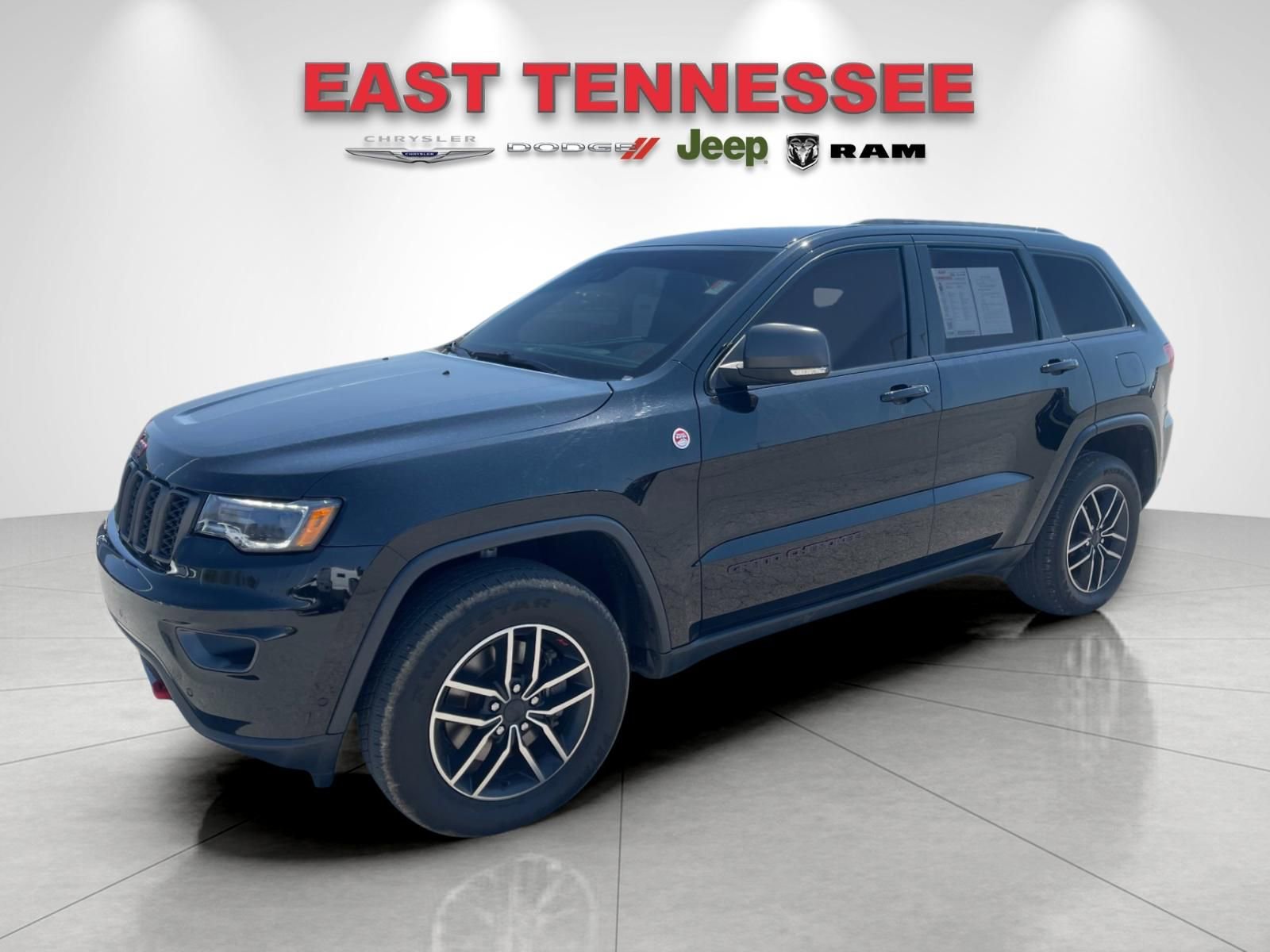 Used 2019 Jeep Grand Cherokee Trailhawk w/ Trailhawk Luxury Group image 7