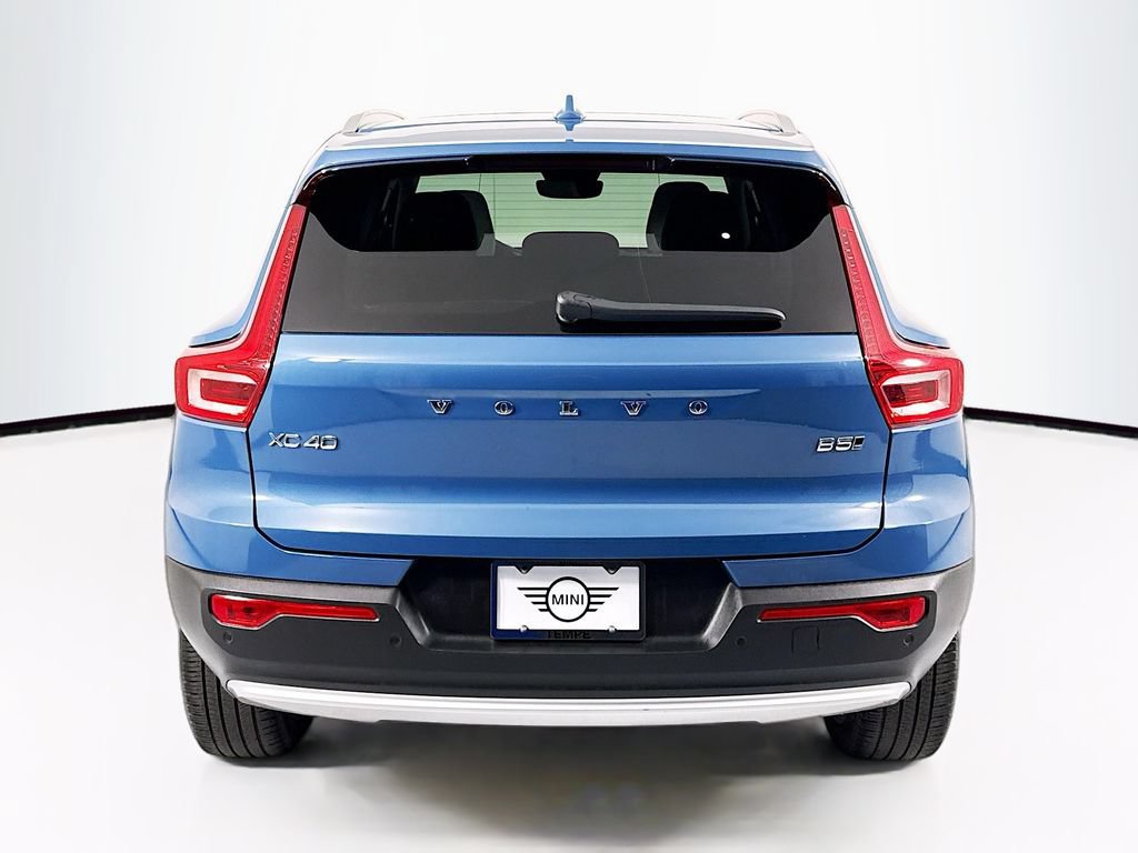 Used 2024 Volvo XC40 B5 Plus w/ Climate Package AWD/4WD image 6