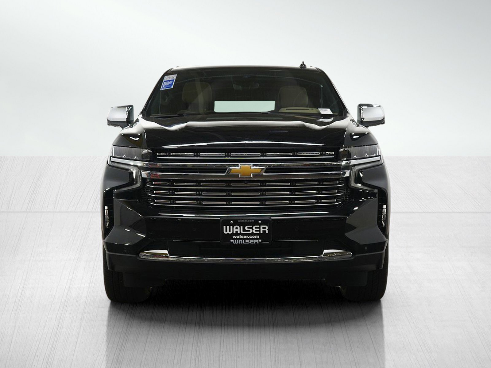 Used 2023 Chevrolet Suburban Premier w/ Advanced Technology Package AWD/4WD image 8
