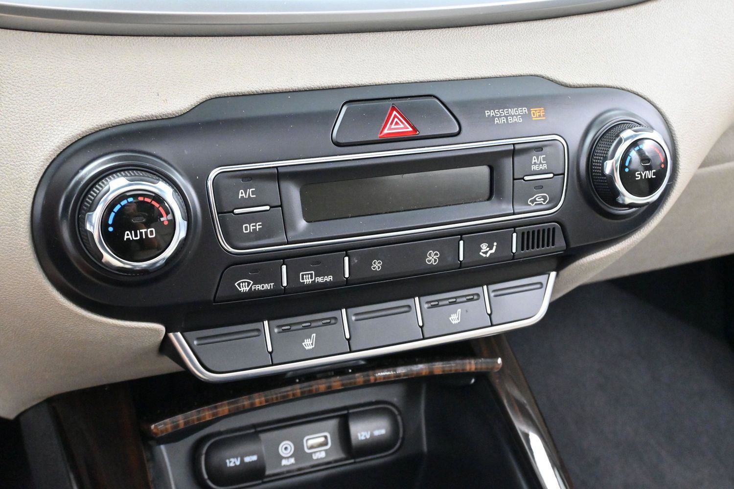 Used 2020 Kia Sorento EX FWD image 26