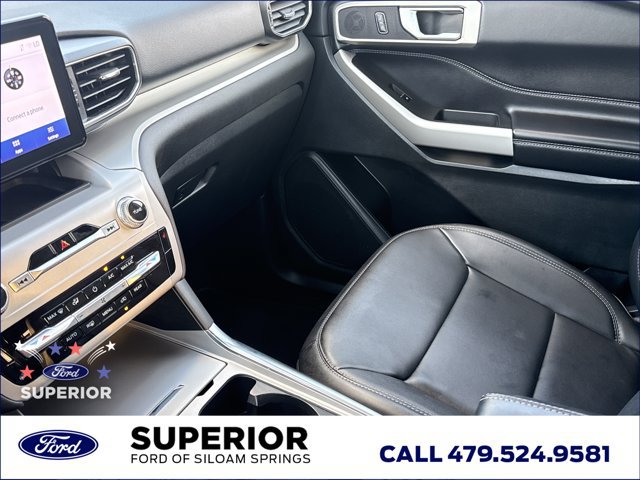 Used 2023 Ford Explorer XLT w/ Equipment Group 202A AWD/4WD image 26