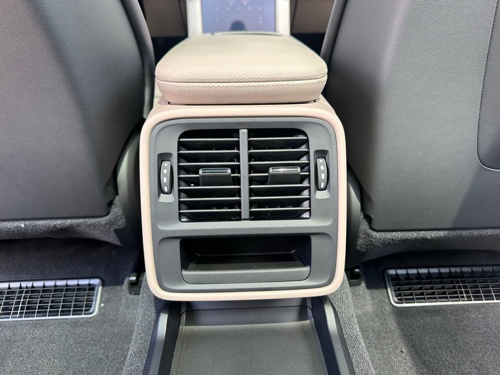 New 2026 Porsche Taycan AWD/4WD image 38