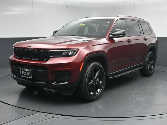 Used 2023 Jeep Grand Cherokee L Laredo AWD/4WD image 3