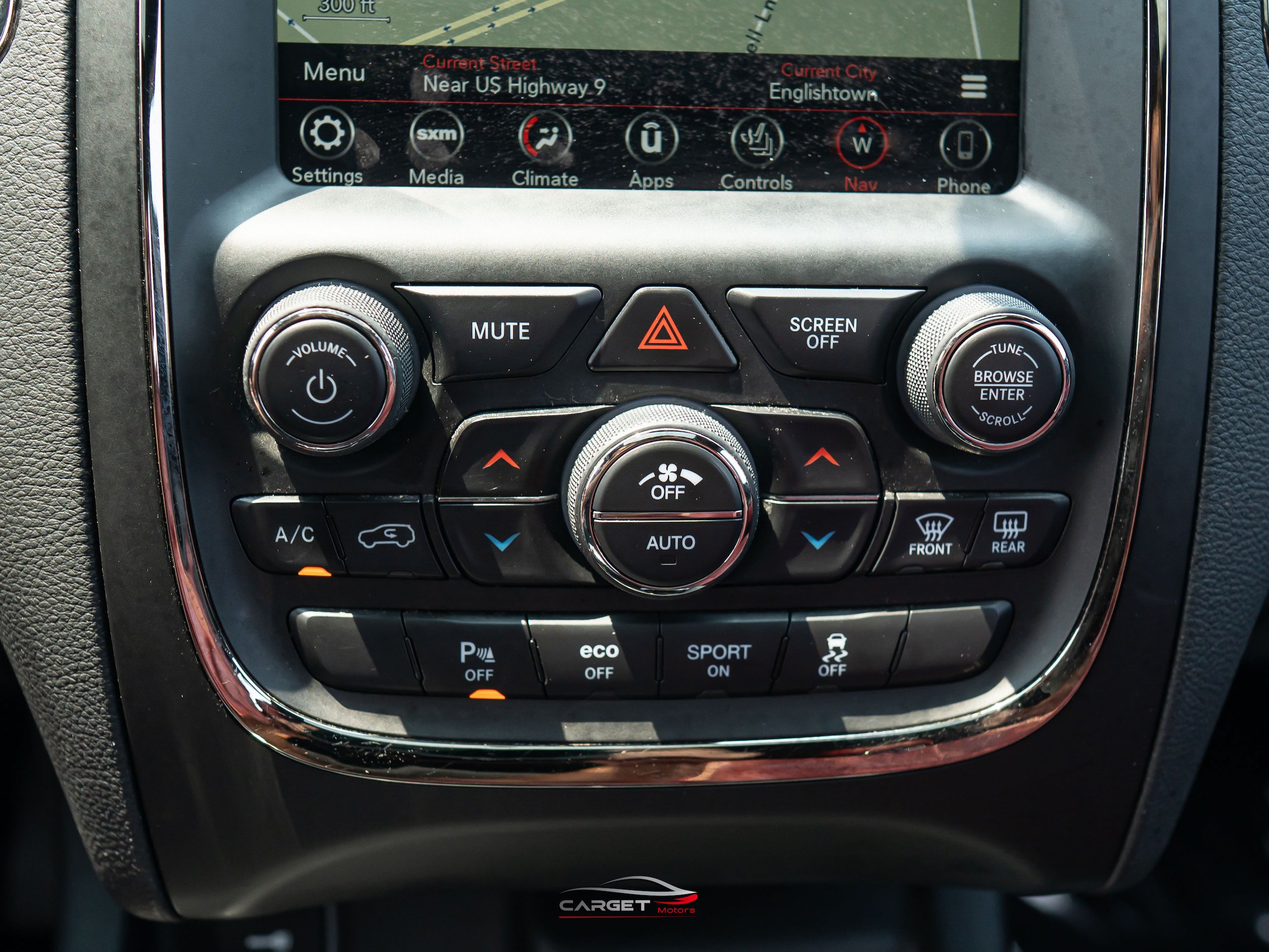 Used 2018 Dodge Durango R/T w/ Blacktop Package AWD/4WD image 31