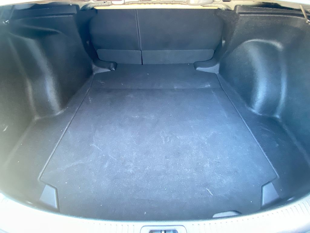 Used 2025 Toyota Corolla LE FWD image 21