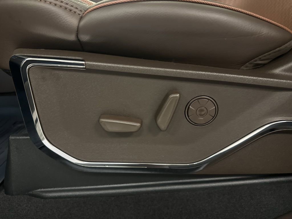New 2026 Ford F250 King Ranch image 4