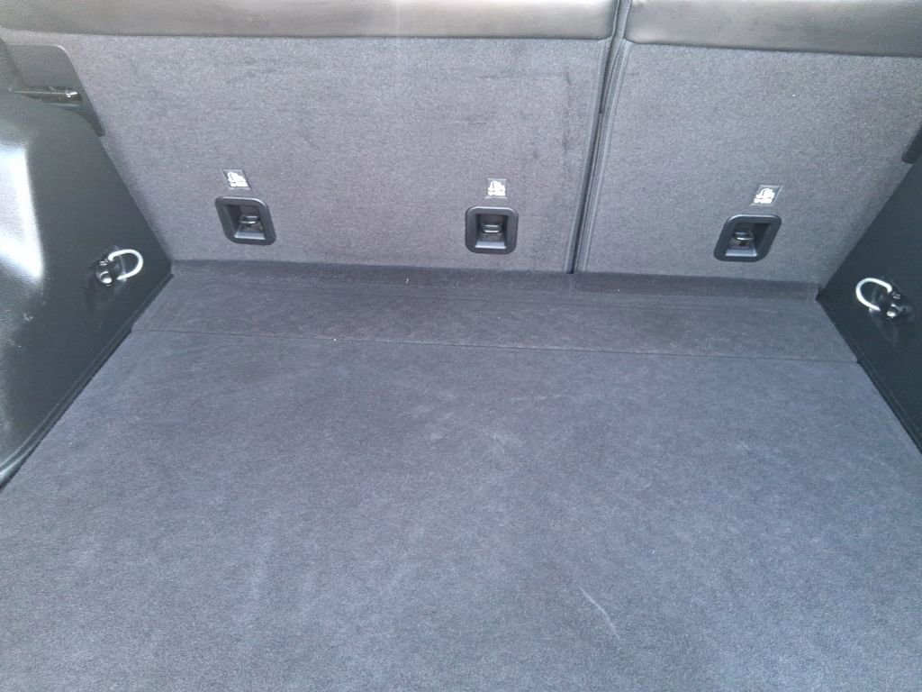 Used 2020 Jeep Cherokee Latitude Plus image 23