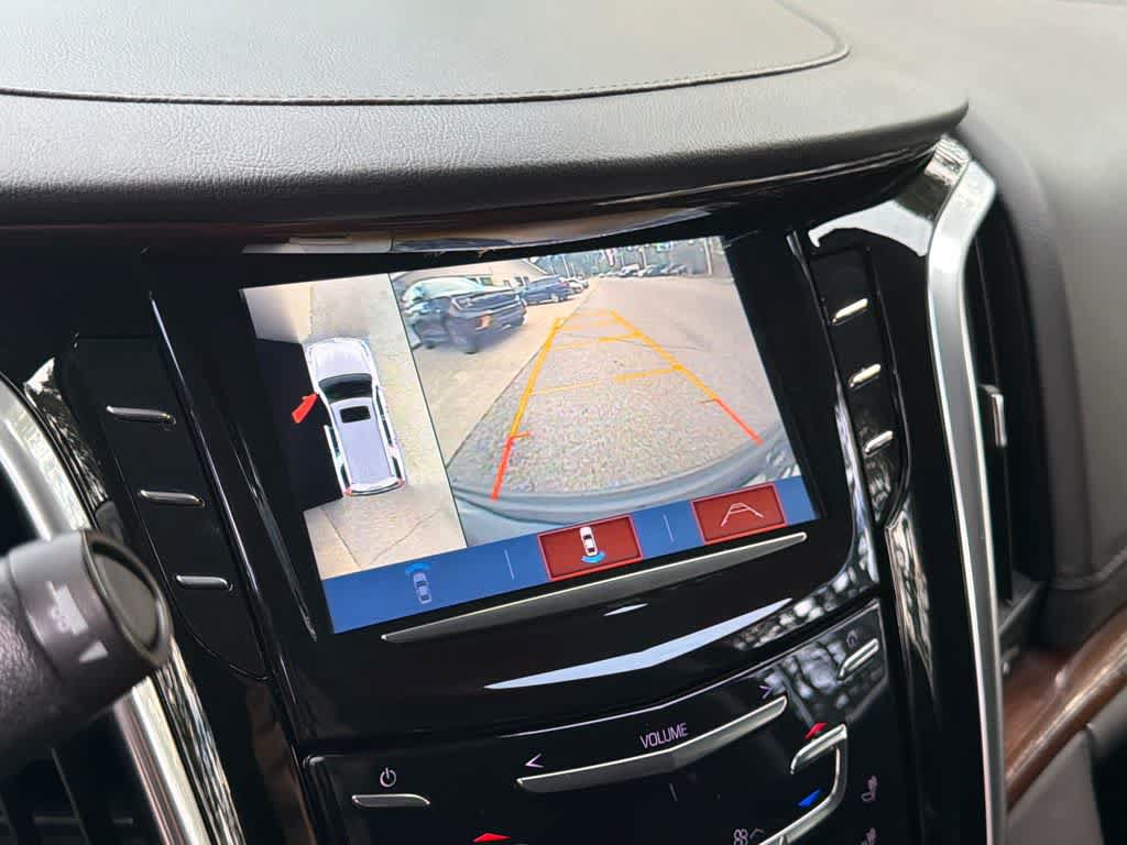 Used 2020 Cadillac Escalade Luxury AWD/4WD image 28