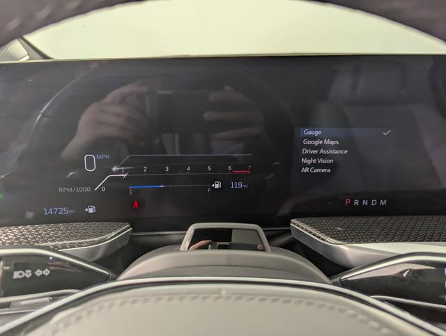 Used 2025 Cadillac Escalade V image 15