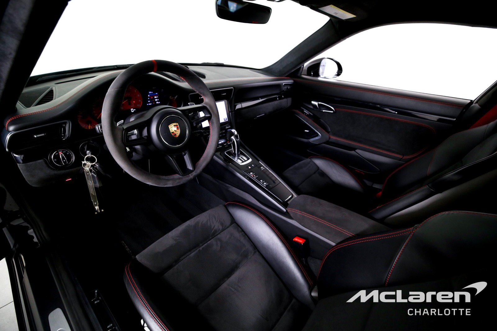 Used 2018 Porsche 911 GT3 RWD image 11