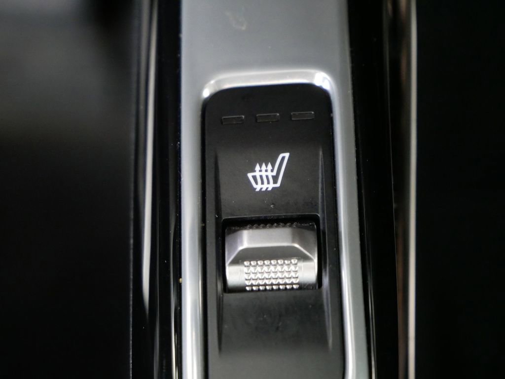 Used 2023 Kia Sorento SX image 24