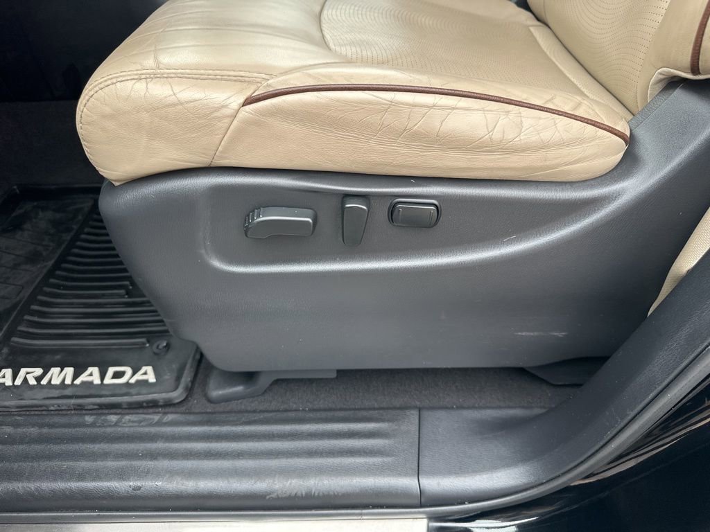Used 2018 Nissan Armada Platinum image 14