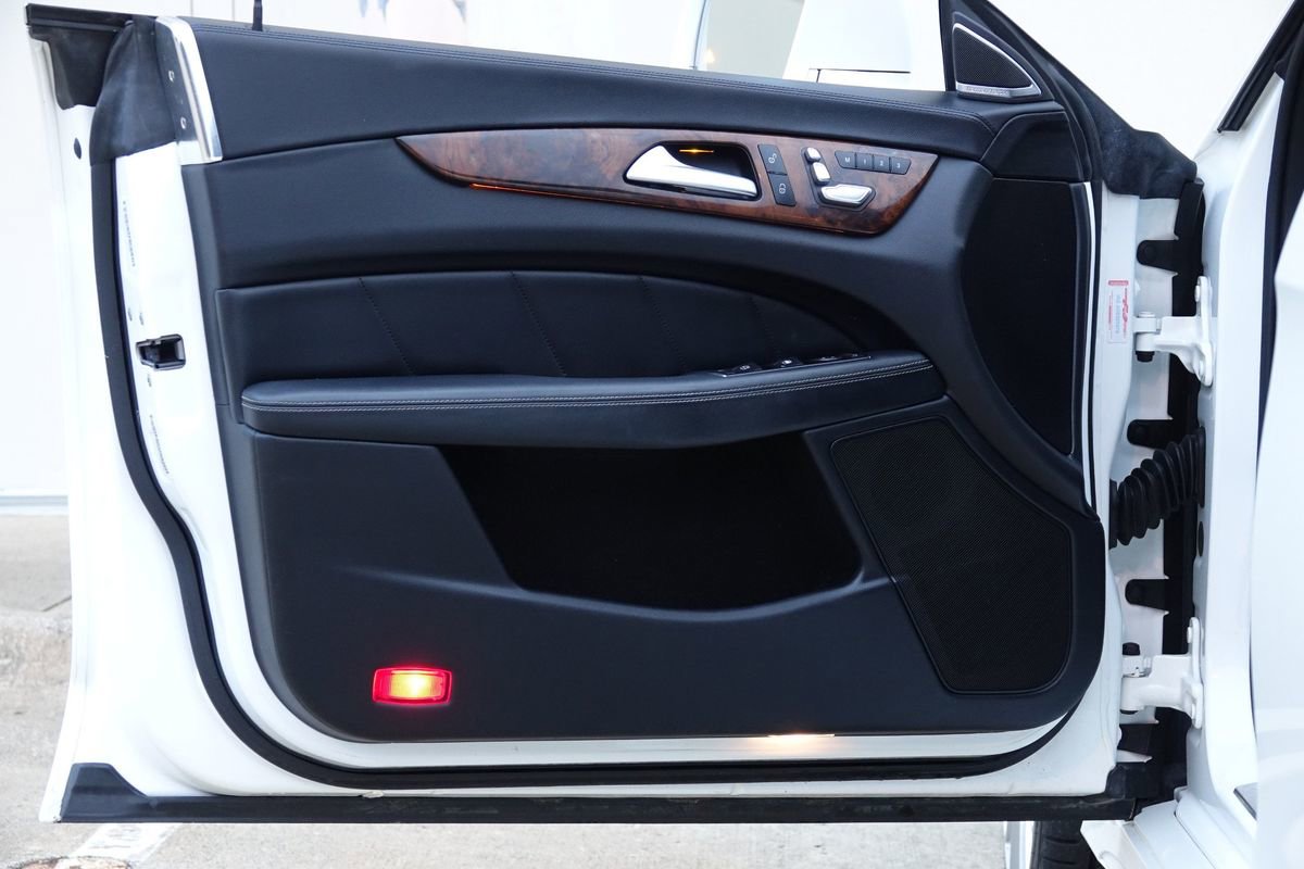 Used 2015 Mercedes-Benz CLS 400 image 36