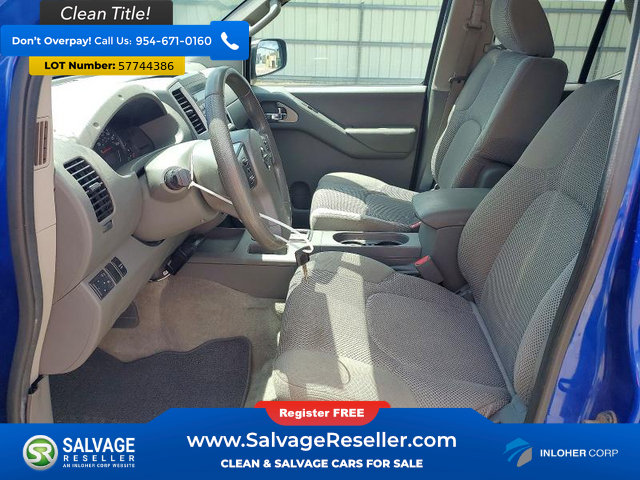 Used 2012 Nissan Frontier SV w/ SV Premium Utility Pkg AWD/4WD image 9