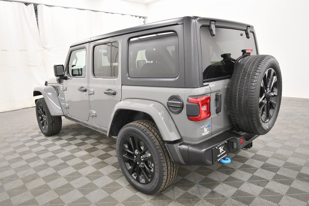 Used 2023 Jeep Wrangler Unlimited Sahara image 5
