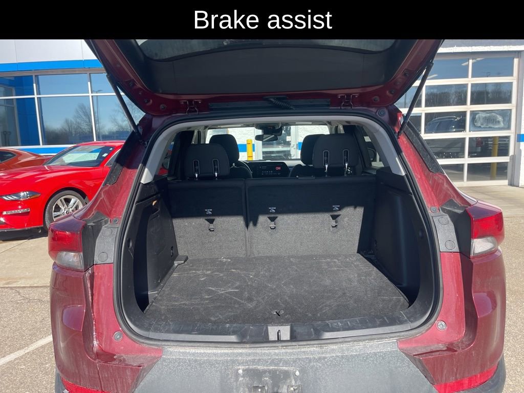 Used 2025 Chevrolet TrailBlazer LT image 9