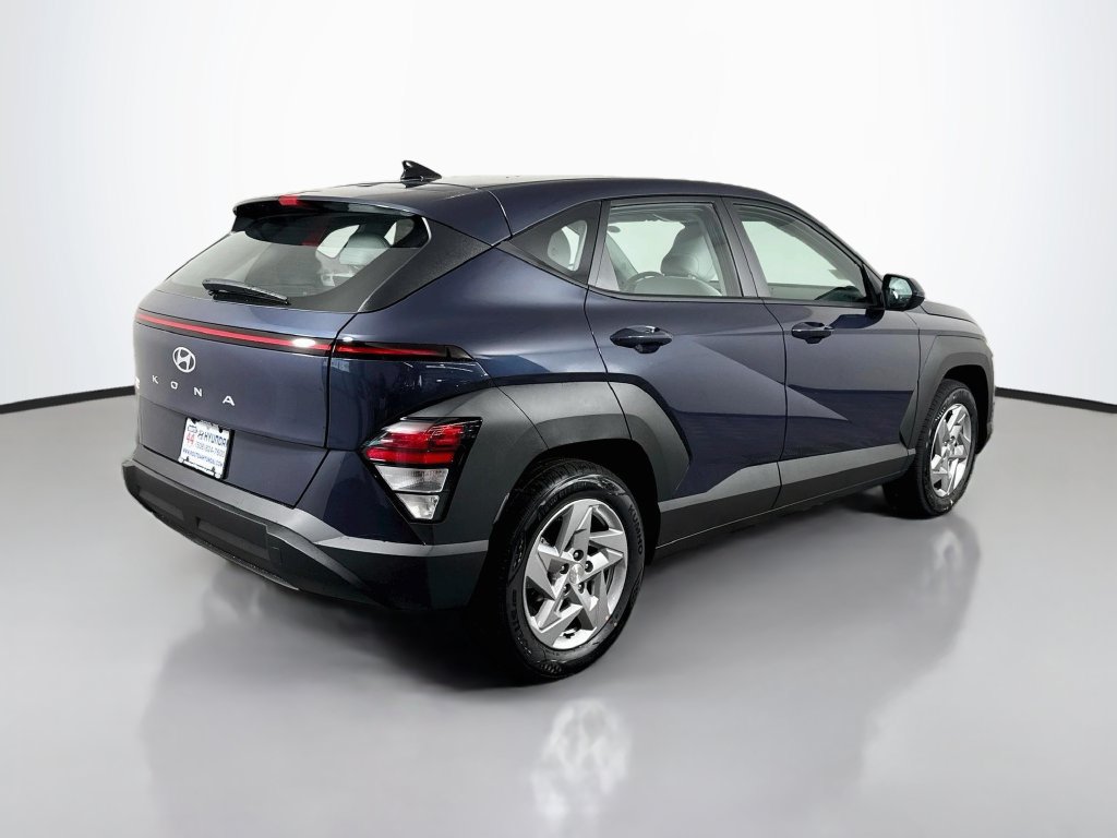 New 2027 Hyundai Kona SE FWD image 8