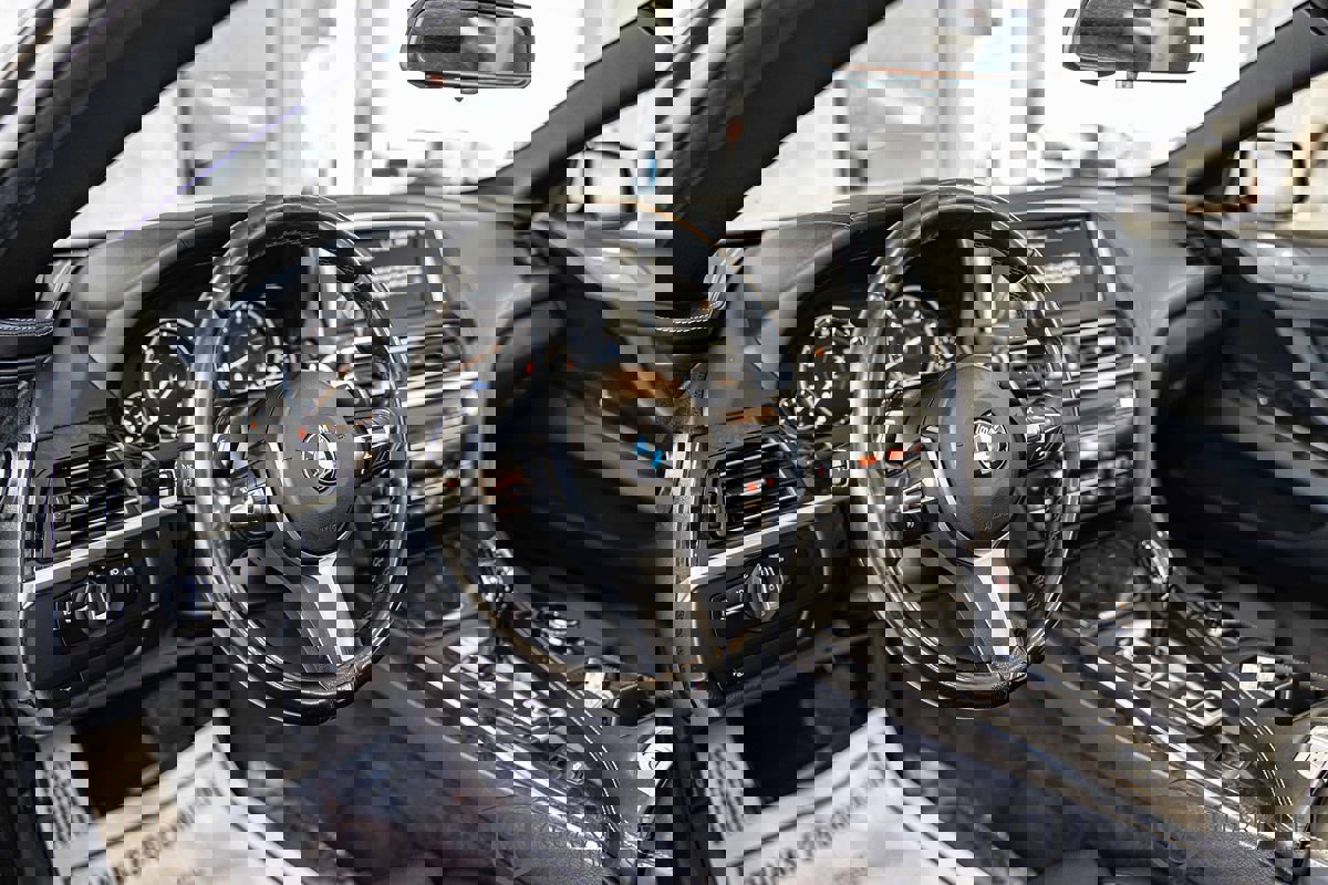 Used 2015 BMW 640i xDrive Convertible image 17