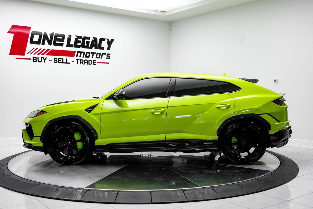 Used 2023 Lamborghini Urus Performante AWD/4WD image 13