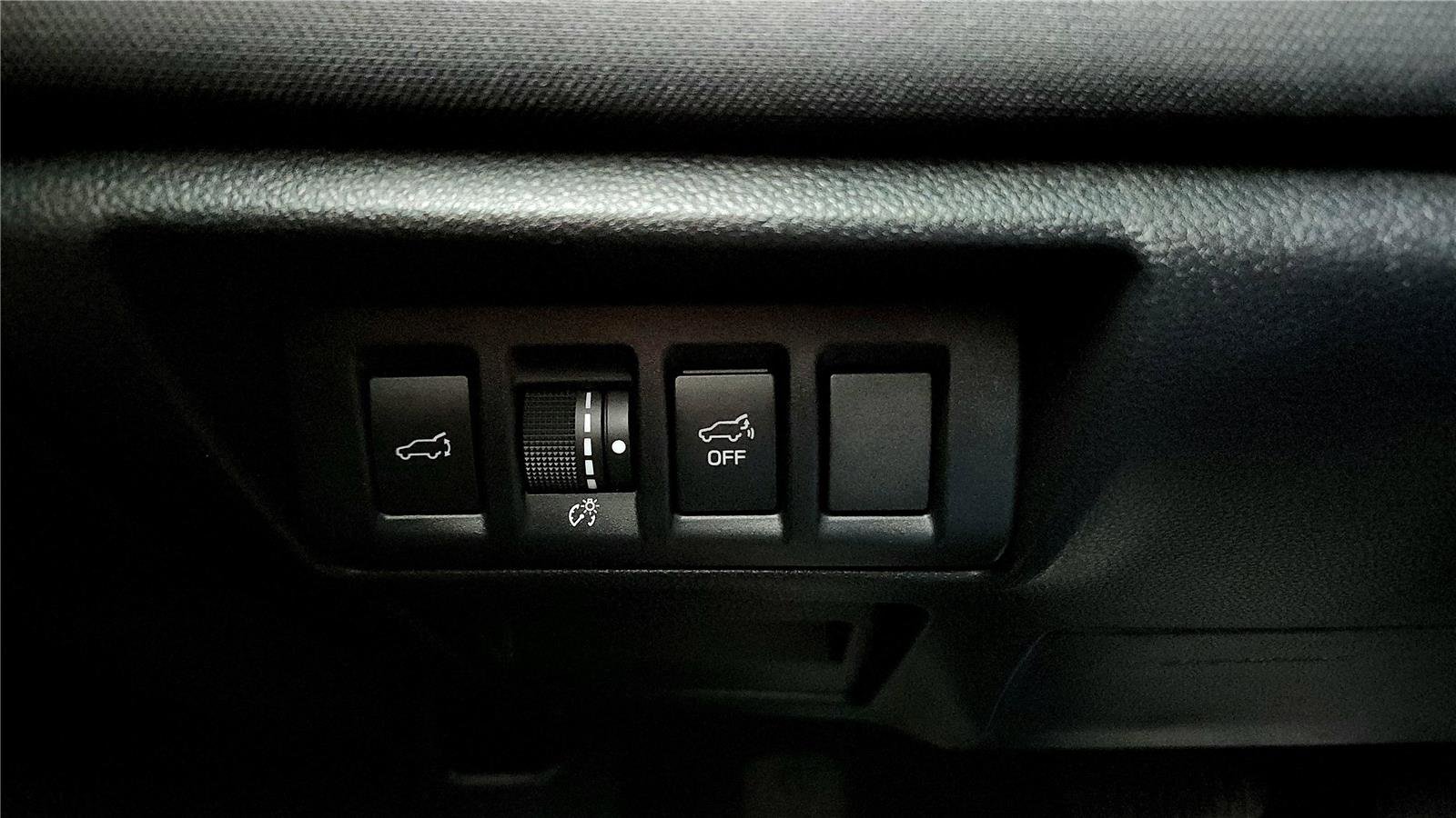 Used 2021 Subaru Outback Premium image 32