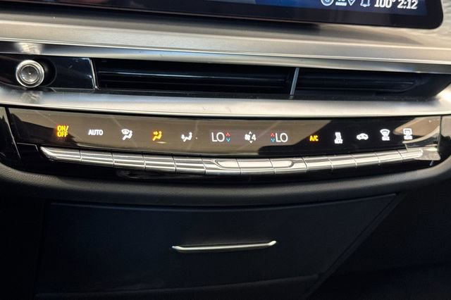 New 2026 Cadillac Lyriq V image 21