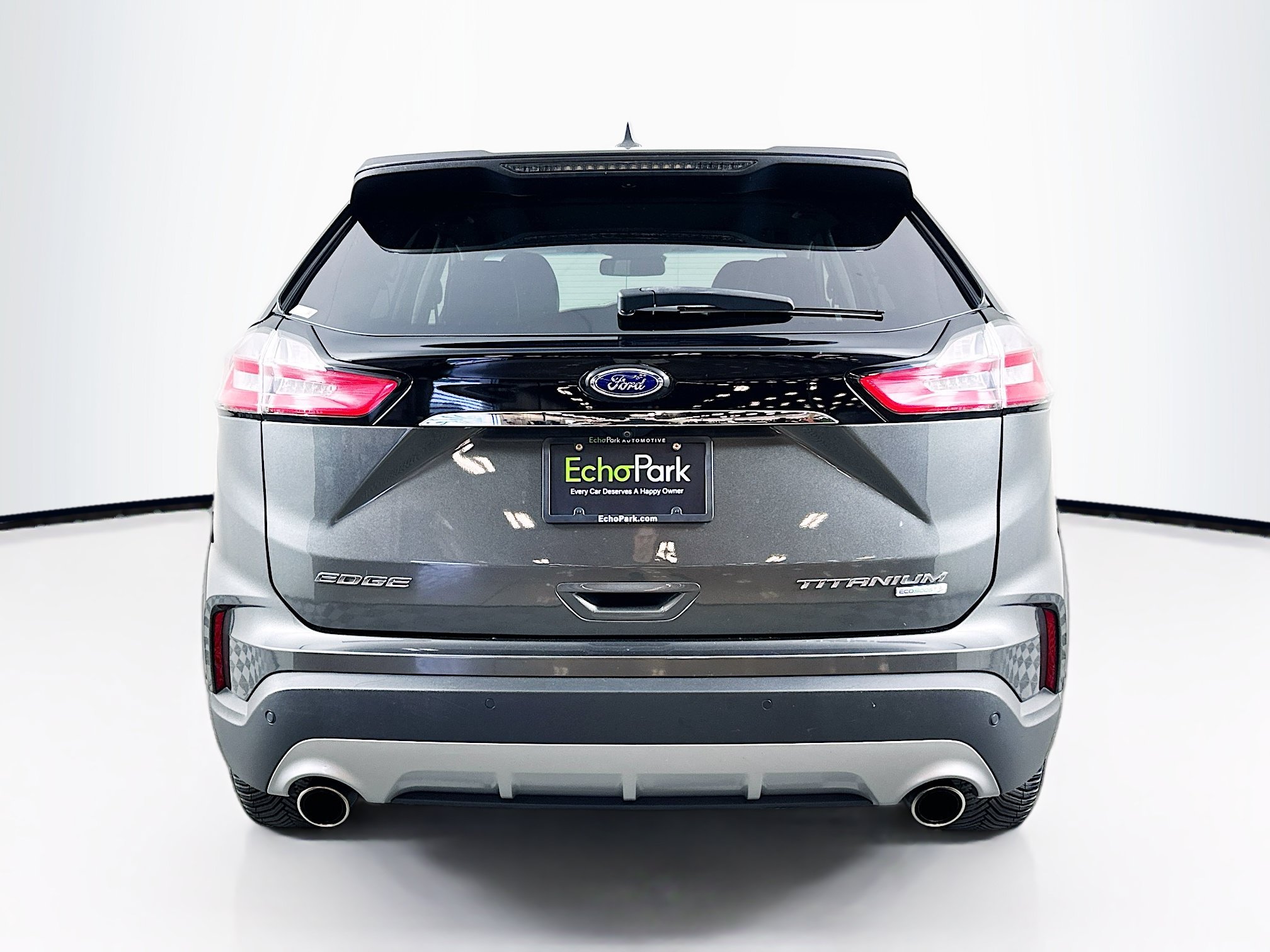 Used 2019 Ford Edge Titanium w/ Equipment Group 301A FWD image 7