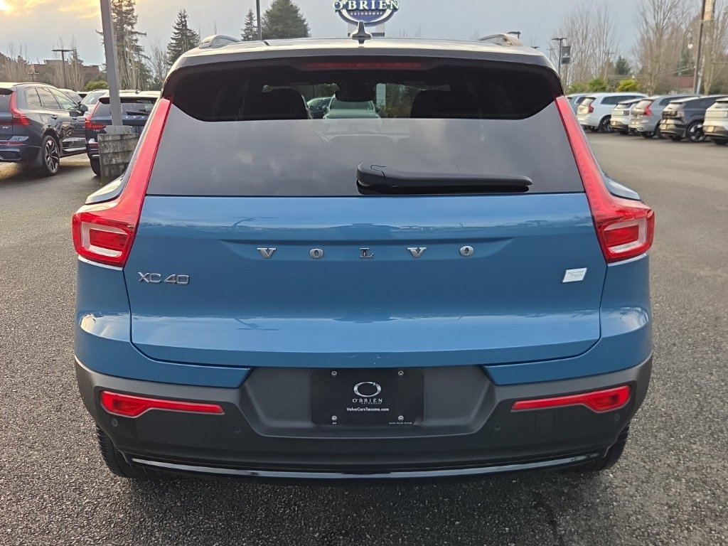 Certified 2023 Volvo XC40 Recharge Ultimate image 12