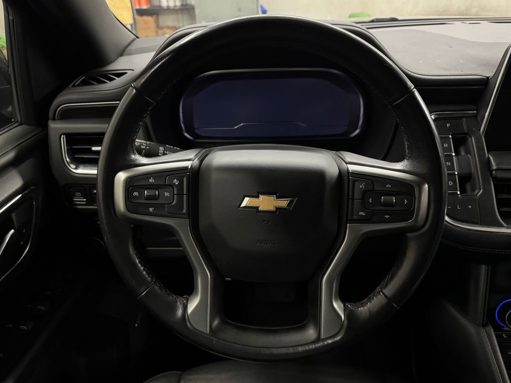 Used 2022 Chevrolet Suburban LT image 19