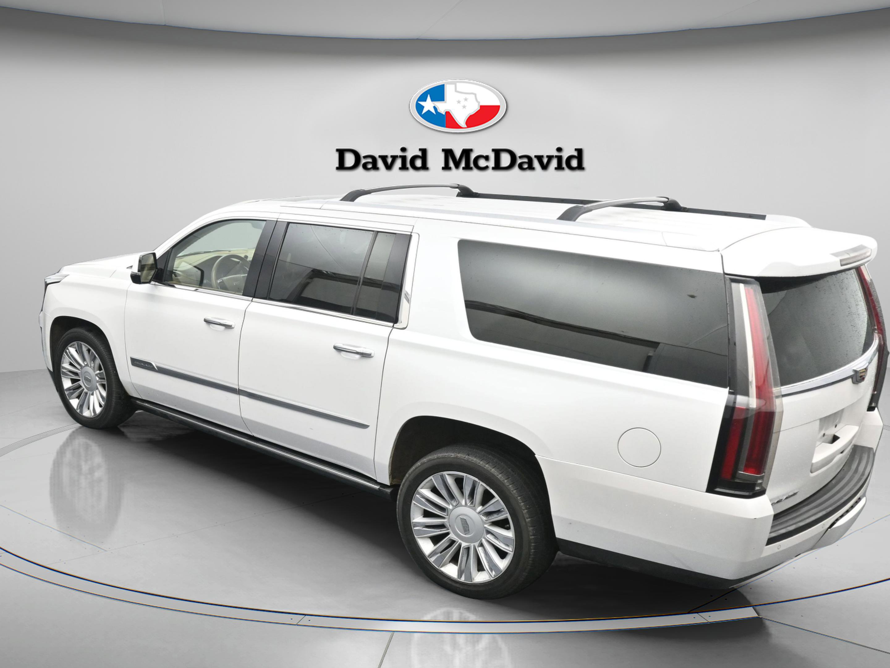 Used 2016 Cadillac Escalade ESV Platinum AWD/4WD image 44