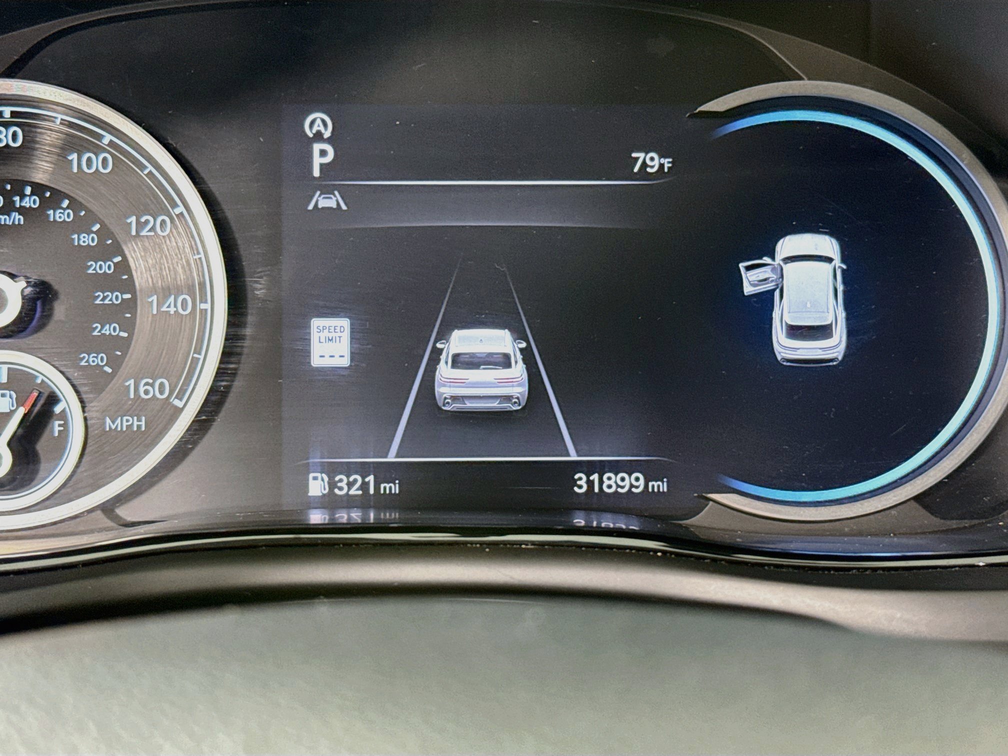 Used 2025 Genesis GV70 2.5T AWD/4WD image 13