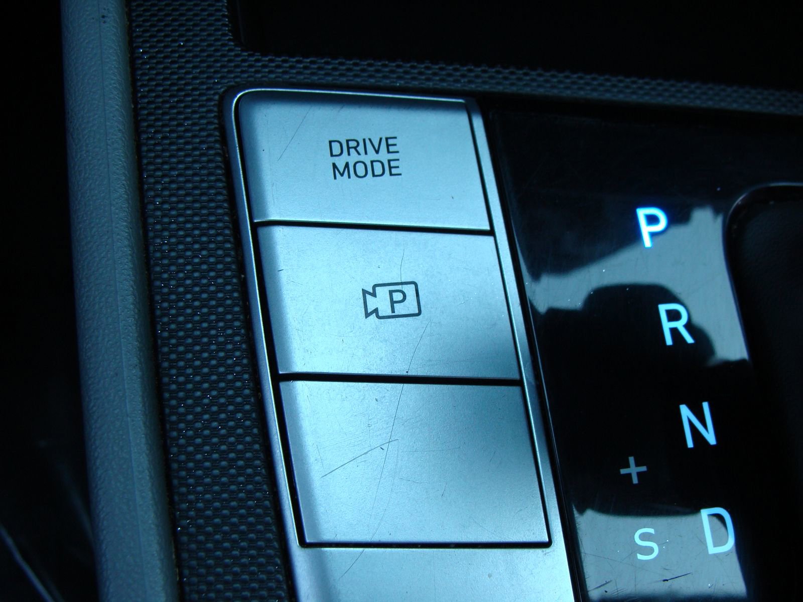 Used 2023 Hyundai Elantra SEL w/ Preferred Accessory Package image 25