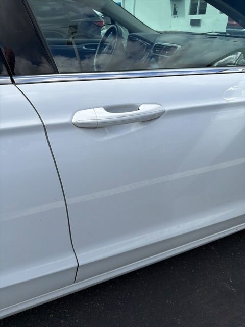 Used 2019 Ford Fusion SE FWD image 15