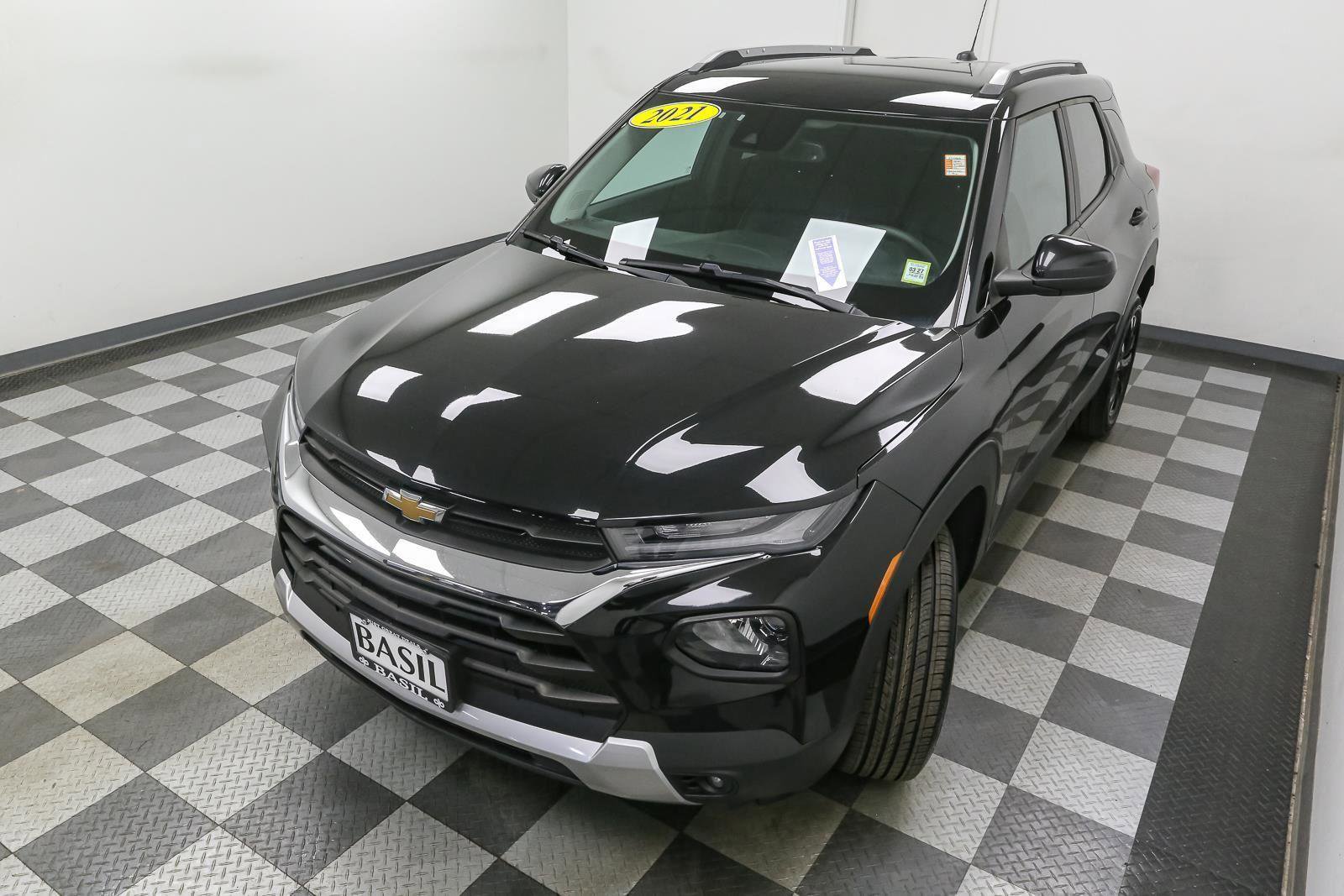 Used 2021 Chevrolet TrailBlazer LT w/ Convenience Package image 6