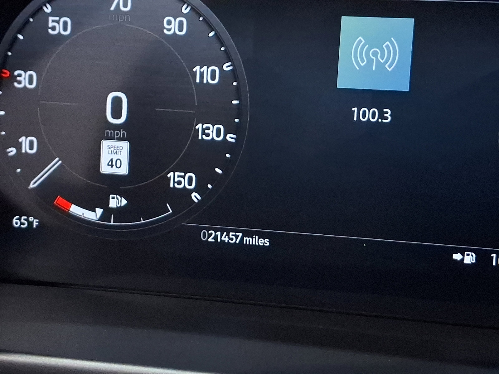 Certified 2023 Land Rover Defender 130 First Edition image 21