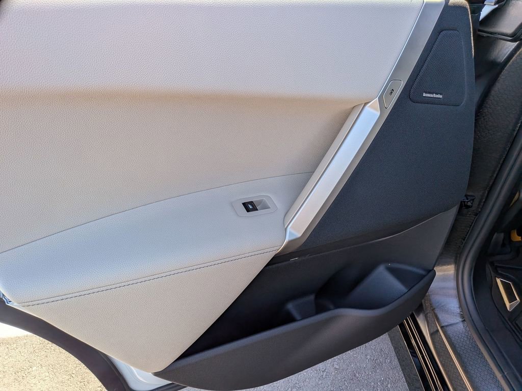 New 2026 BMW iX xDrive45 w/ Premium Package image 31