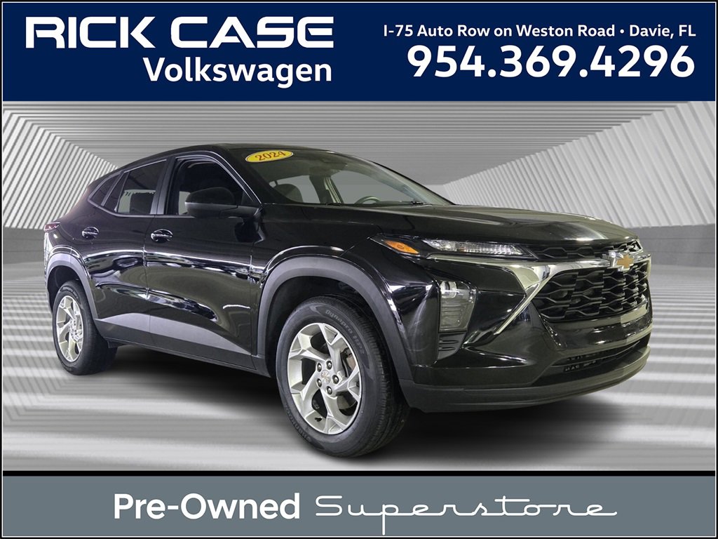 Used 2024 Chevrolet Trax LS w/ LS Convenience Package