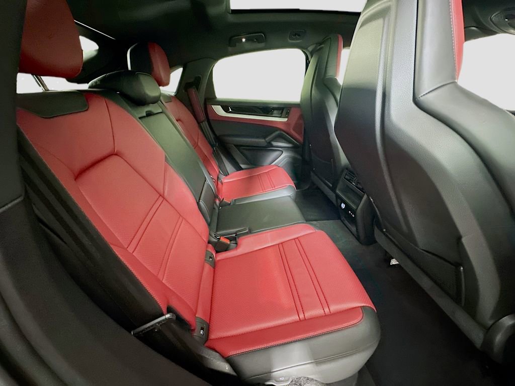 Certified 2026 Porsche Cayenne S image 28