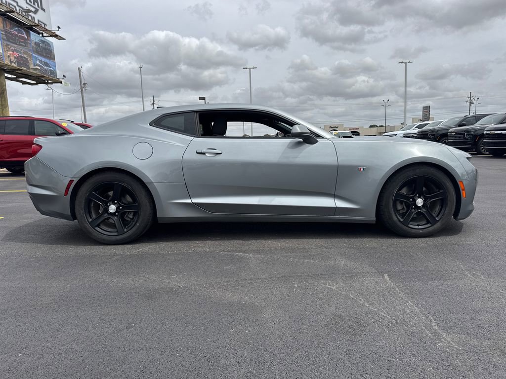 Used 2023 Chevrolet Camaro LT image 7