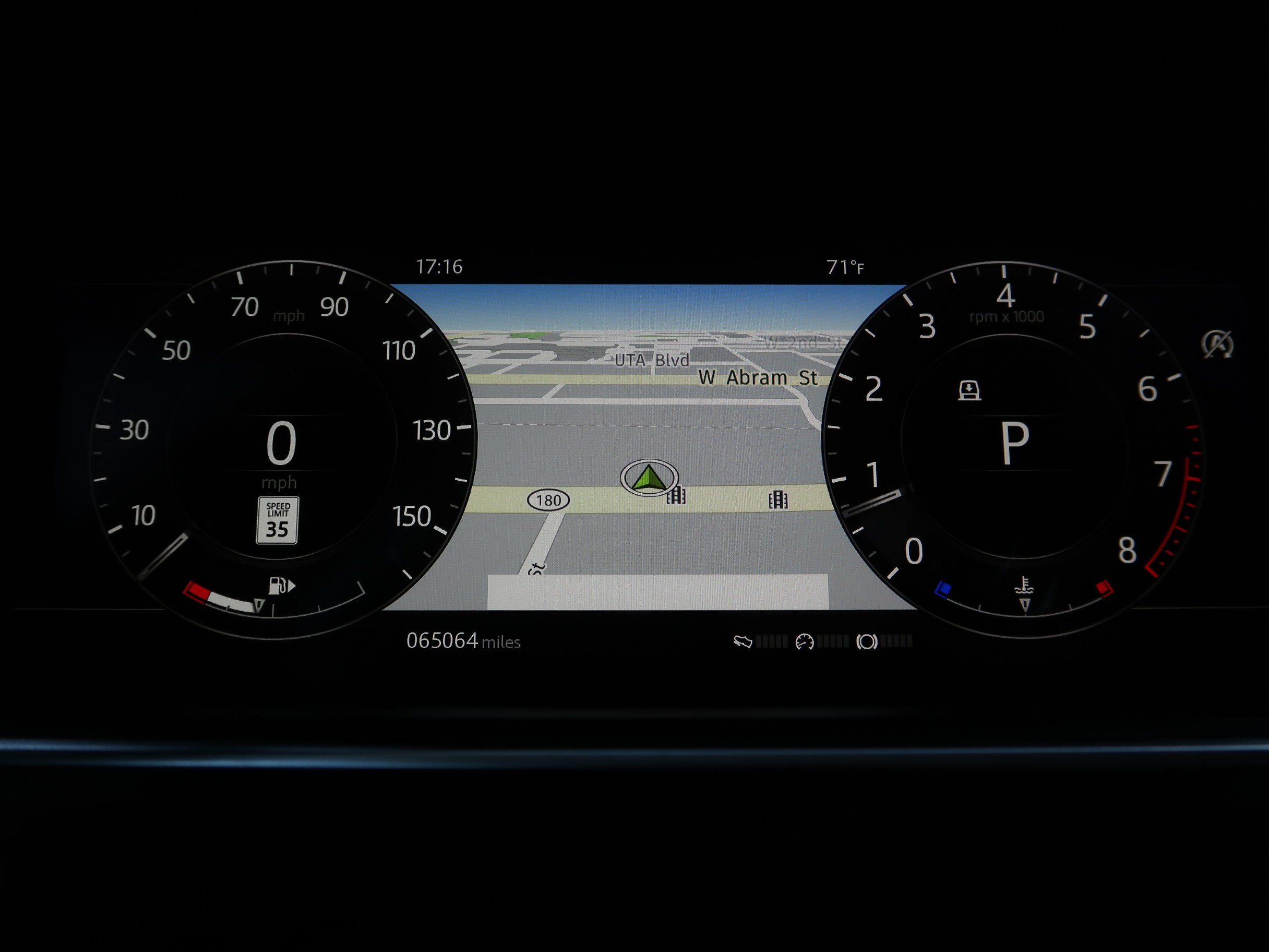 Used 2018 Land Rover Range Rover Sport SE image 29