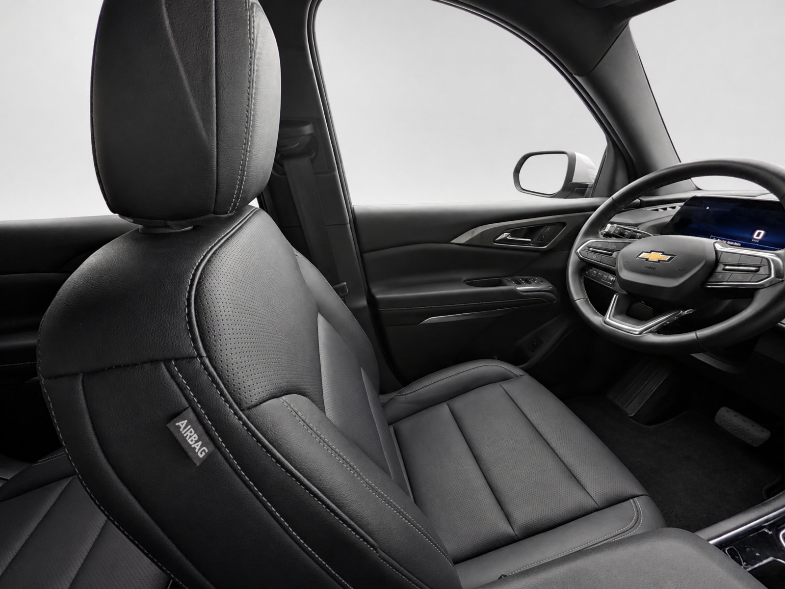 Used 2025 Chevrolet Traverse LT AWD/4WD image 10