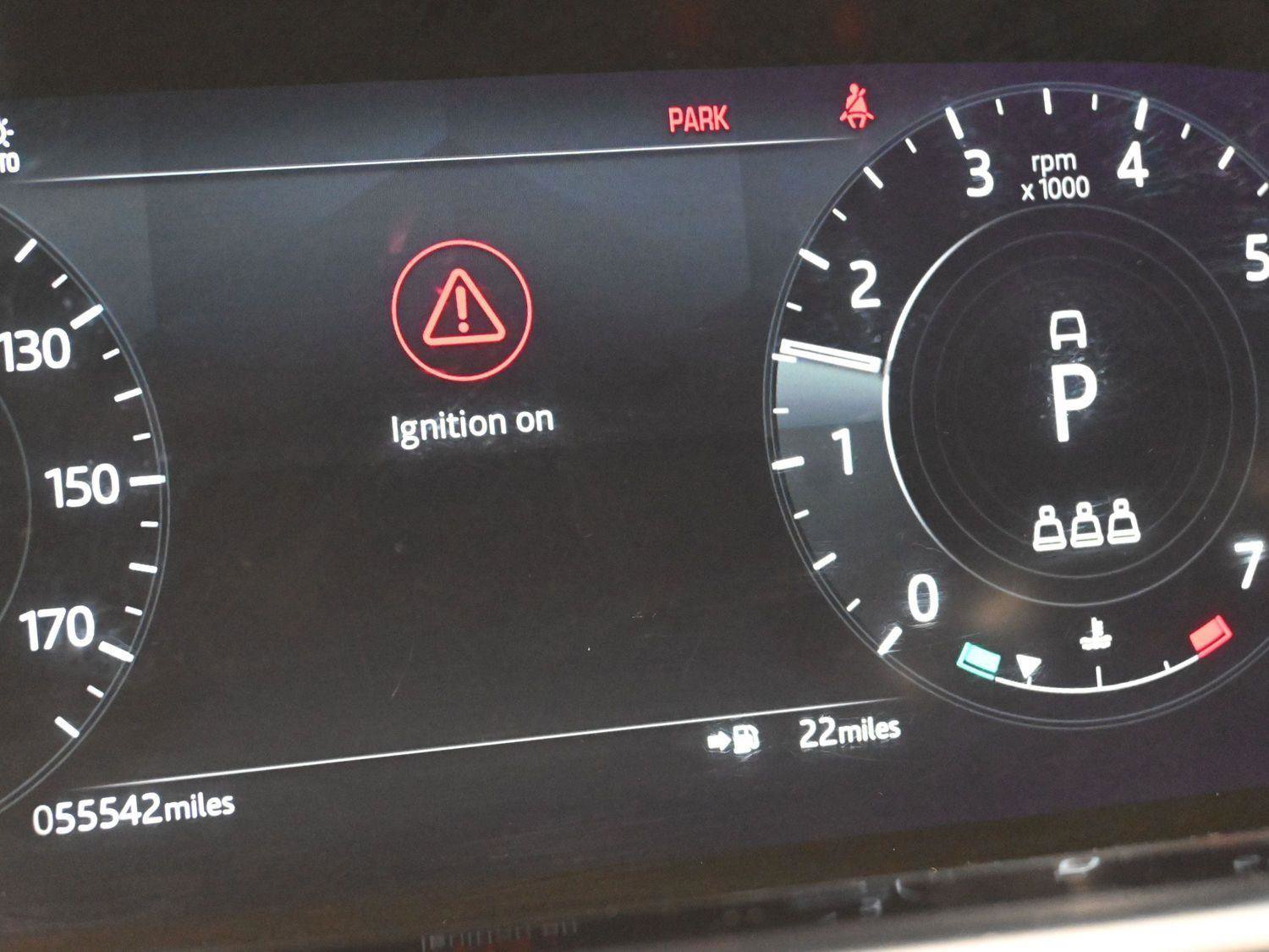 Used 2021 Land Rover Range Rover Evoque SE image 3