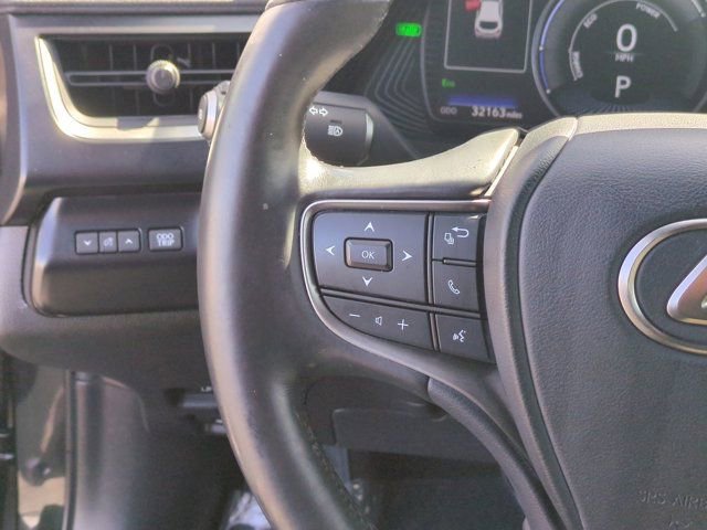 Used 2023 Lexus UX 250h FWD image 18
