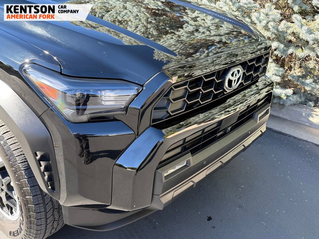 Used 2025 Toyota 4Runner TRD Off-Road image 15