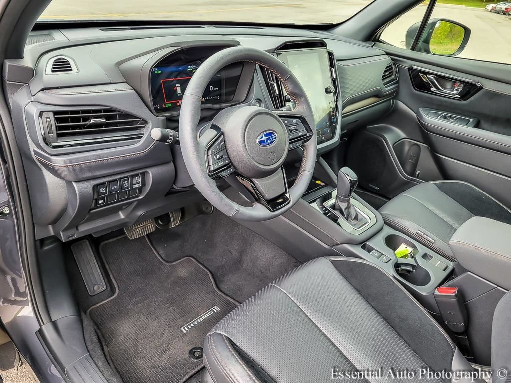 Used 2025 Subaru Forester Touring AWD/4WD image 9