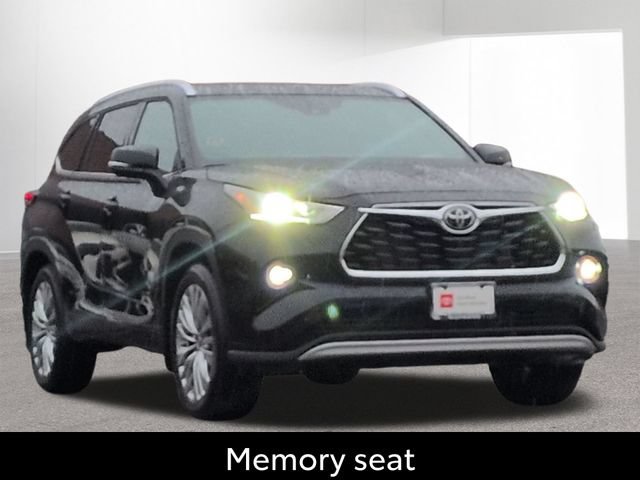 Certified 2026 Toyota Highlander Platinum AWD/4WD image 3
