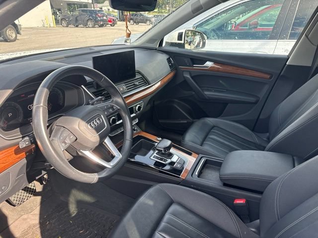 Used 2022 Audi Q5 2.0T Premium Plus w/ Premium Plus Package AWD/4WD image 10