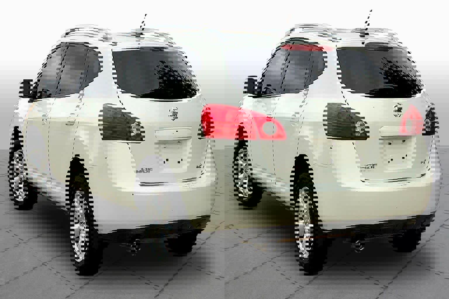 Used 2009 Nissan Rogue SL w/ Leather Pkg image 11